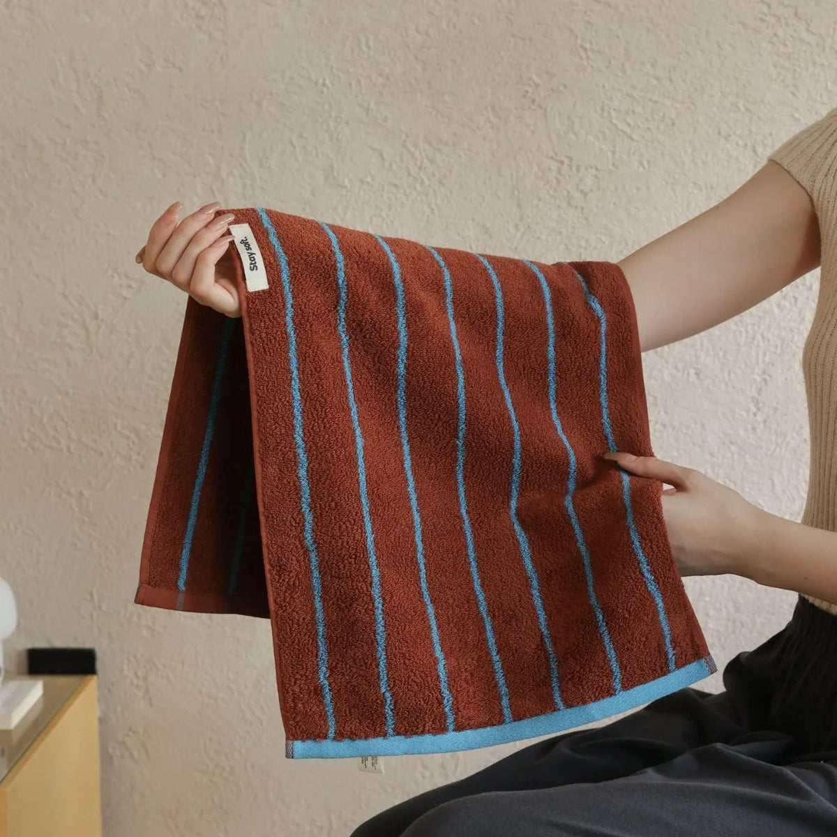 Retro Striped Cotton Towel Skin-Friendly Face Towel 70*140cm Bath Towels Soft Absorbent Face Towel Kitchen Towel