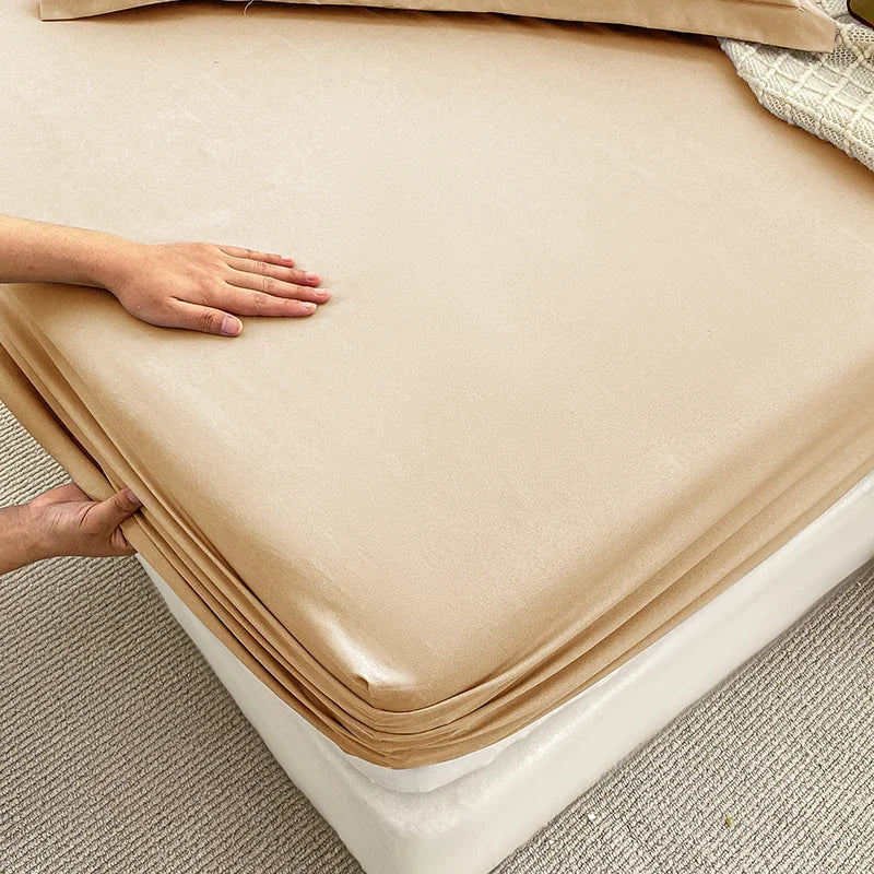 Double Bed Sheets Couple Elastic Fitted Sheet Microfiber Ultra-Soft Hotel Luxury Mattress Cover Queen Single King Size